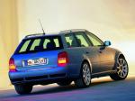 Audi RS4 Avant 2000 года